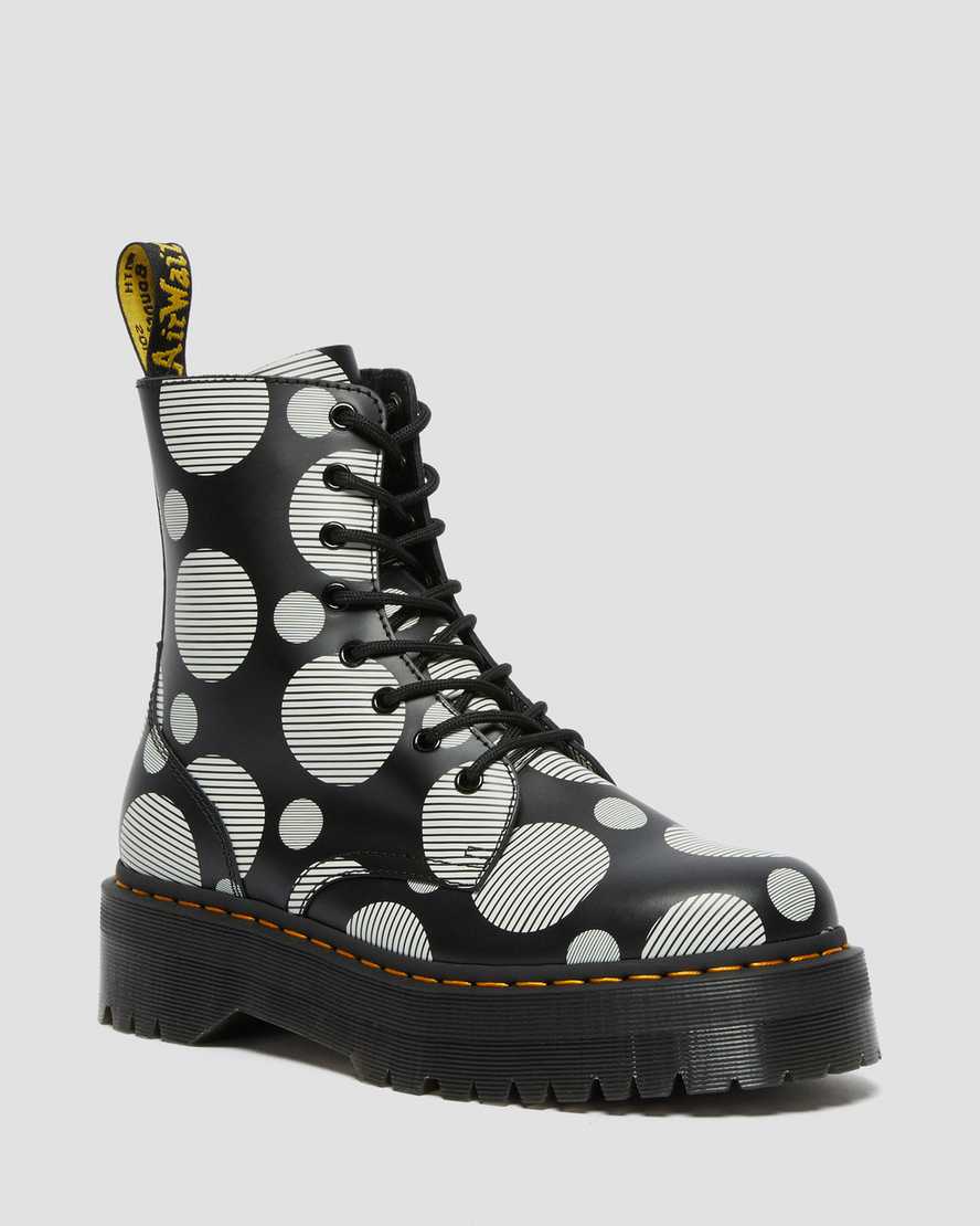 Černé dámské boty na platformě dr. martens jadon s puntíkovaným vzorem a hladkým povrchem
