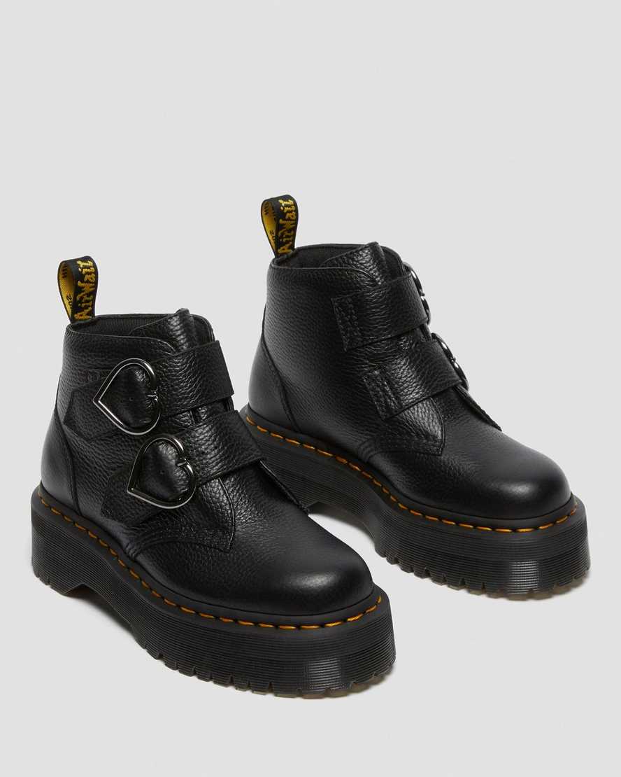 Černé dámské boty na platformě dr. martens devon heart
