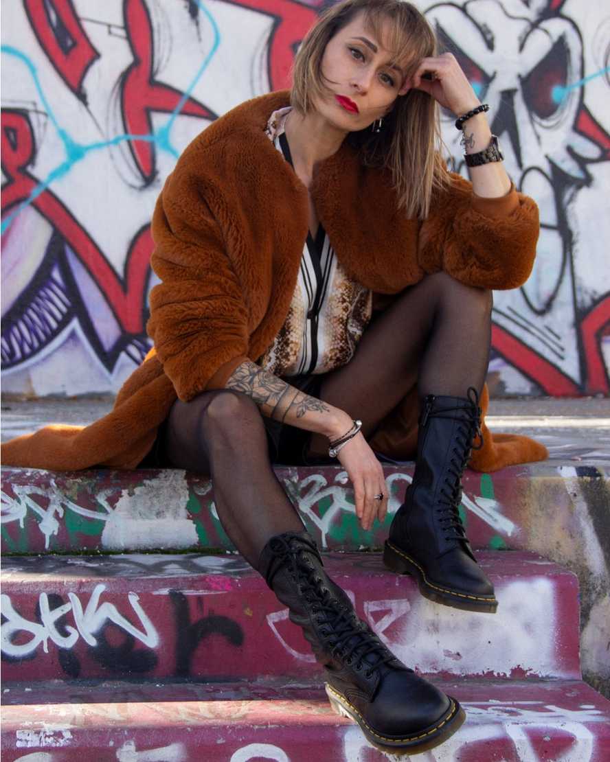 Černé dámské vysoké boty dr. martens 1b99 virginia