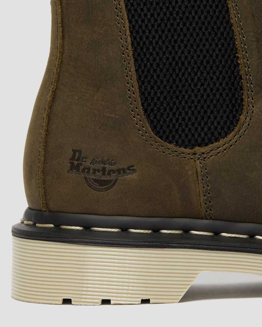 dámské pracovní boty dr. martens arbor s ocelovou špičkou chelsea v olivové barvě