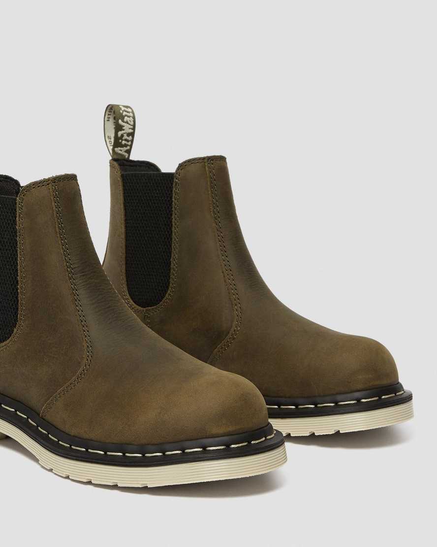 dámské pracovní boty dr. martens arbor s ocelovou špičkou chelsea v olivové barvě