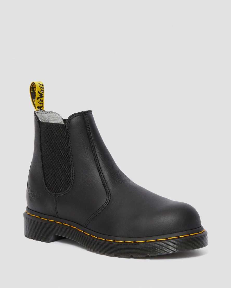 Černé dámské pracovní boty dr. martens arbor newark s ocelovou špičkou