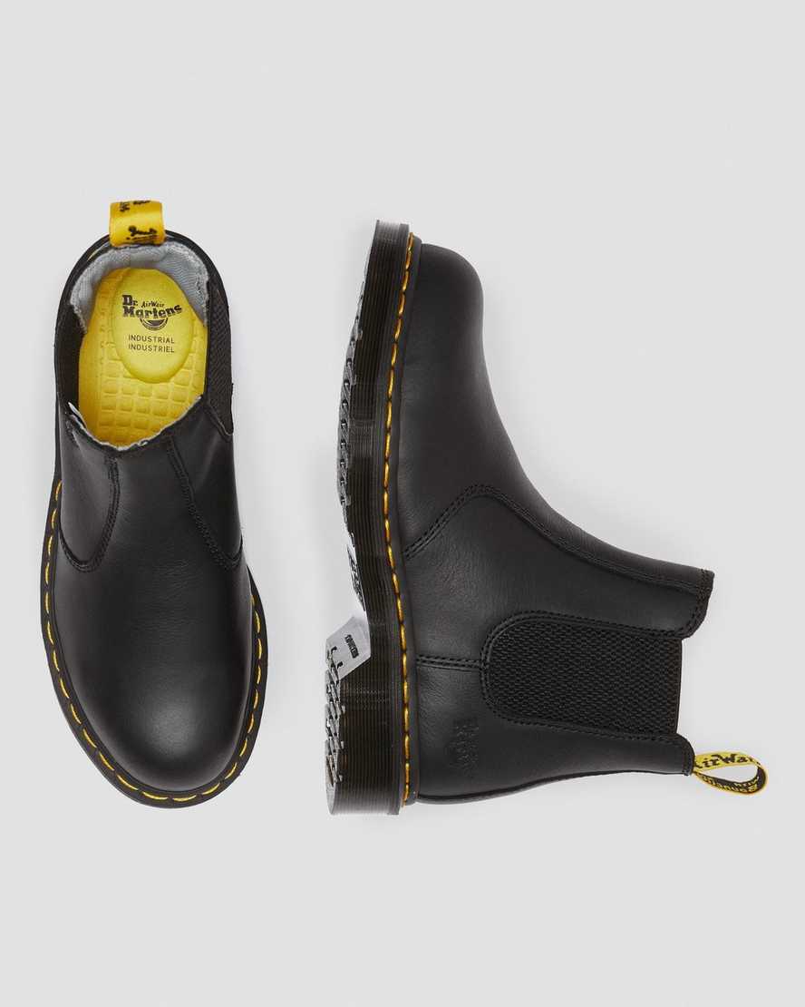Černé dámské pracovní boty dr. martens arbor newark s ocelovou špičkou