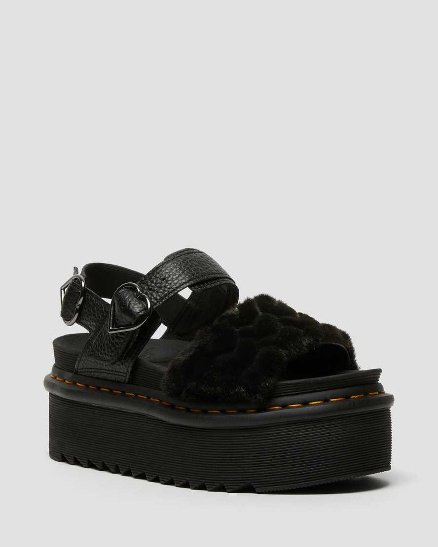 Černé dámské sandály na platformě dr. martens voss fluffy faux fur