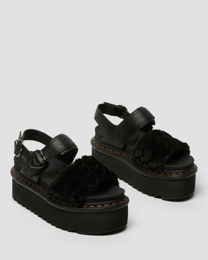 Černé dámské sandály na platformě dr. martens voss fluffy faux fur