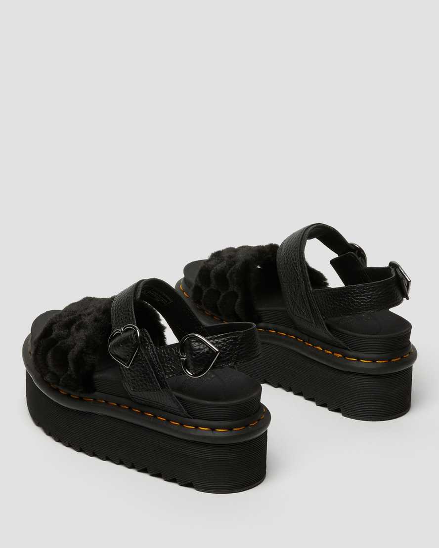 Černé dámské sandály na platformě dr. martens voss fluffy faux fur