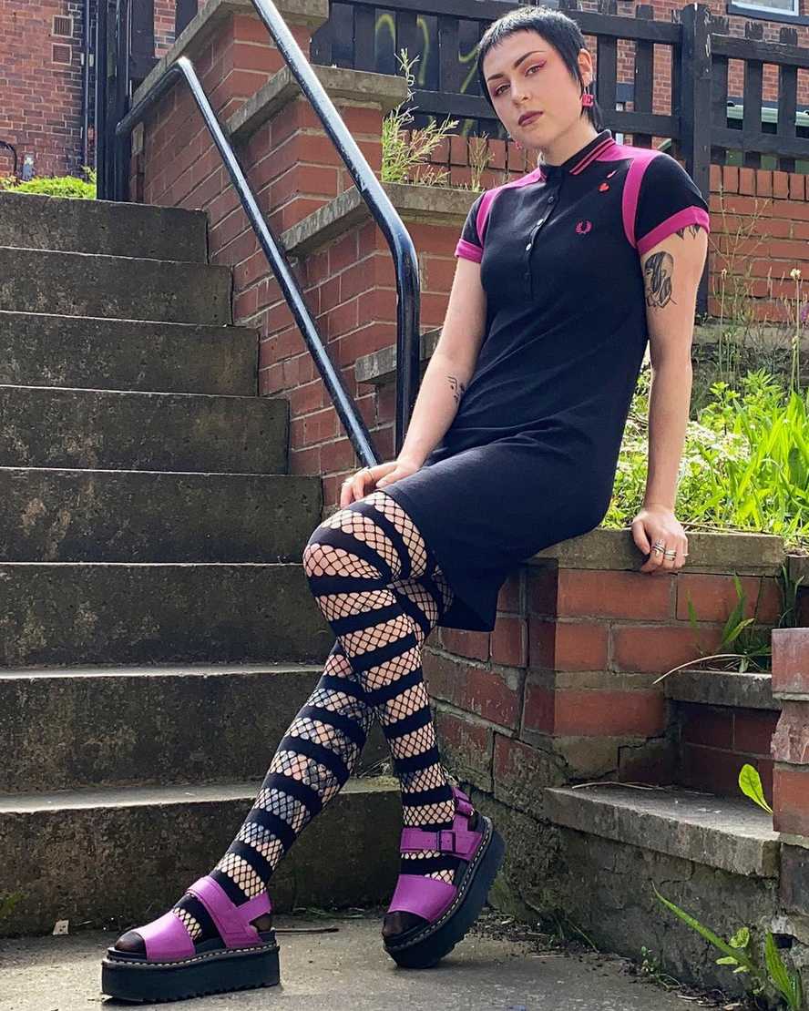 fialové dámské sandály na platformě dr. martens voss strap