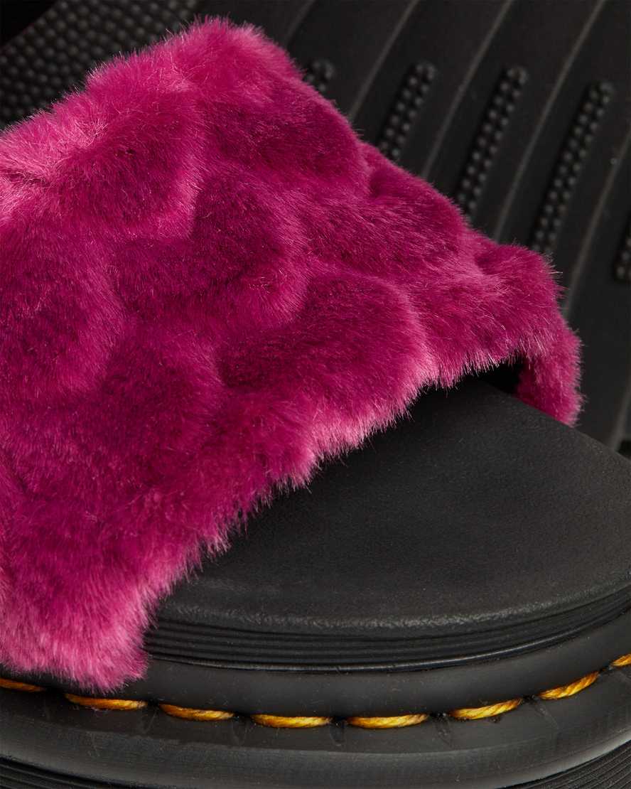 růžové dámské sandály dr. martens voss fluffy faux fur na platformě