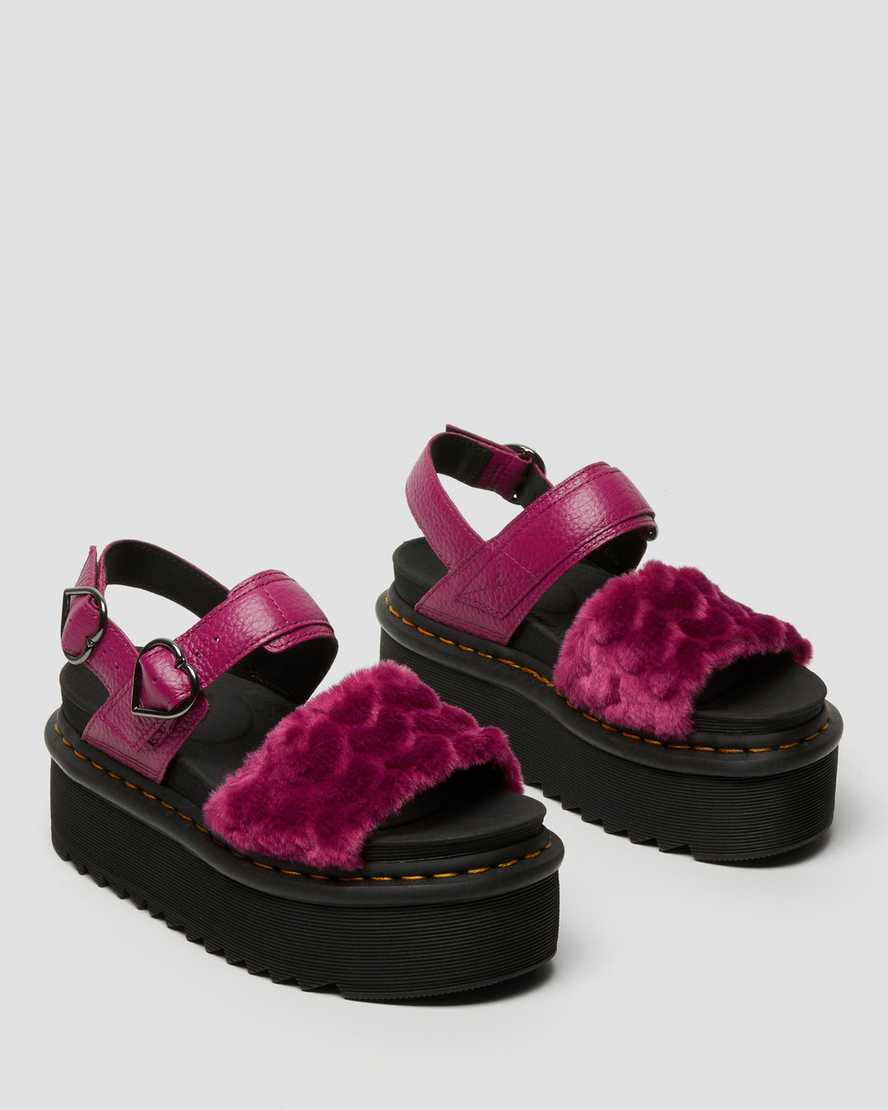 růžové dámské sandály dr. martens voss fluffy faux fur na platformě