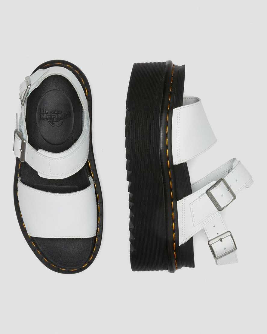 bílé dámské sandály na platformě dr. martens voss strap