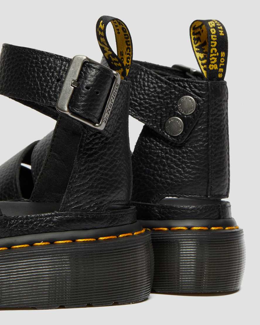 Černé dámské sandály na platformě dr. martens clarissa ii