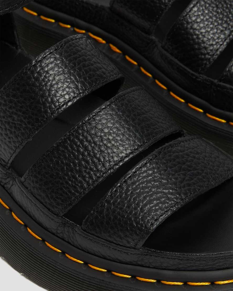 Černé dámské sandály na platformě dr. martens clarissa ii