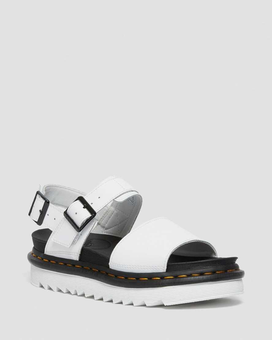 bílé dámské sandály dr. martens voss s páskem