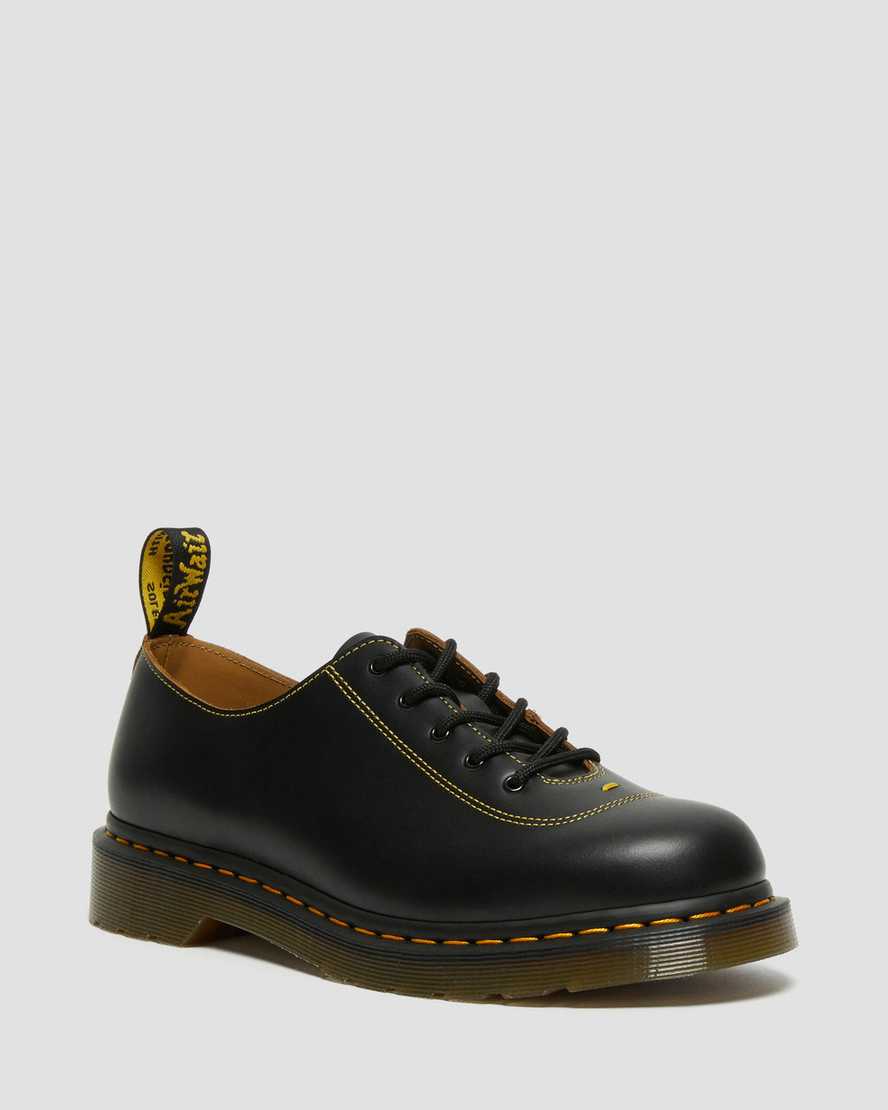 Černé dámské šněrovací boty dr. martens glyndon vintage smooth
