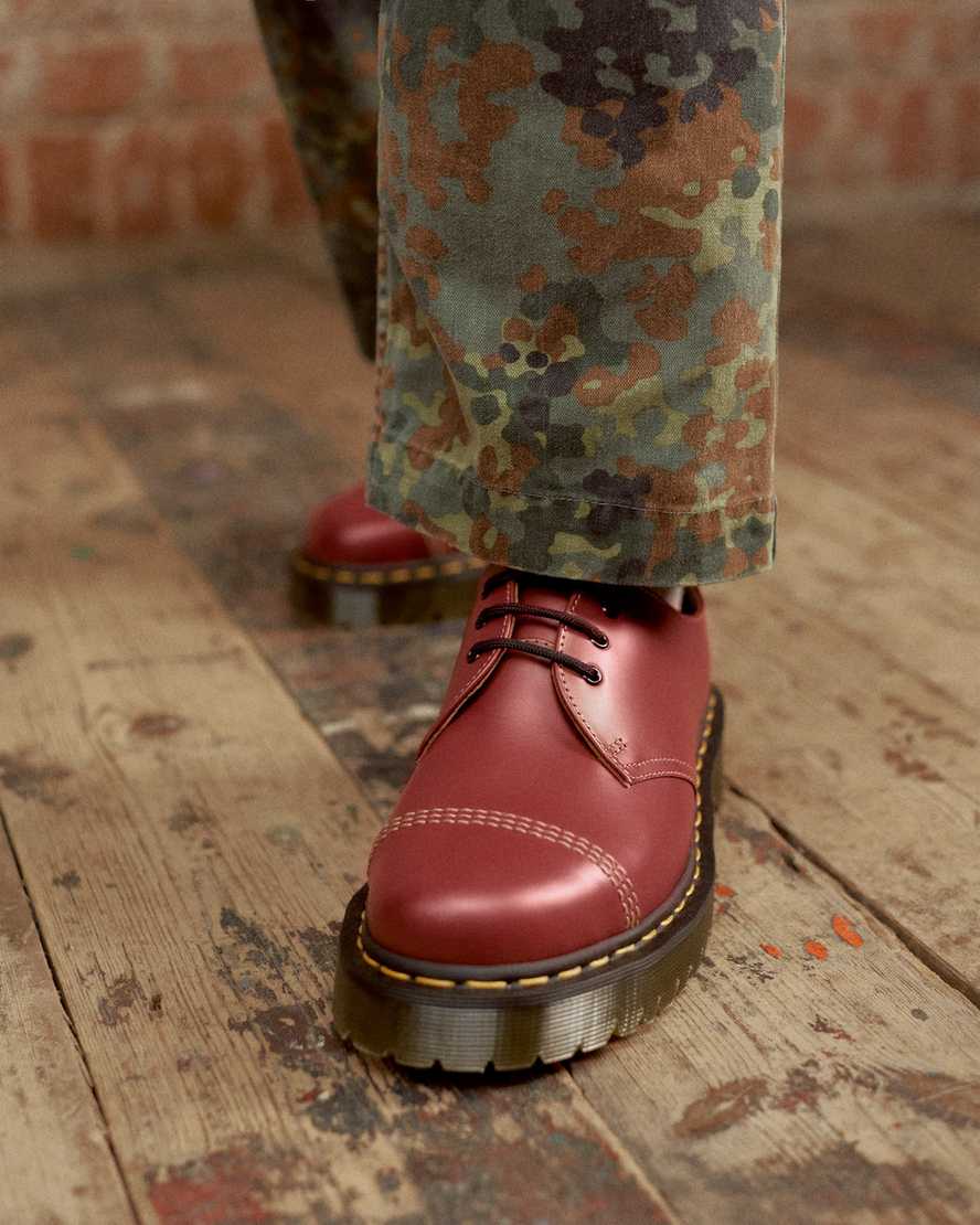 Červené dámské oxfordské boty dr. martens 1461 bex toe cap vintage v červené barvě