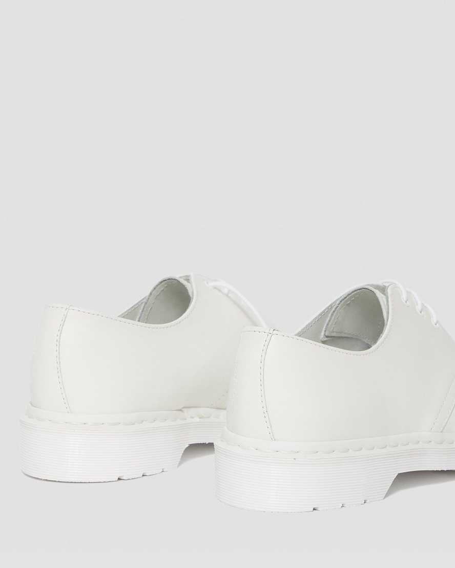 bílé dámské oxfordské boty dr. martens 1461 mono smooth