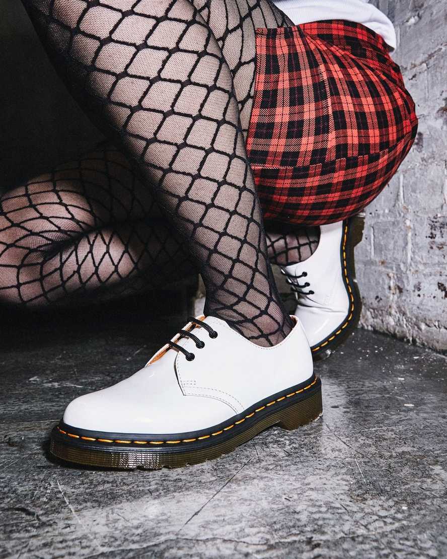 bílé dámské oxfordské boty dr. martens 1461 patent