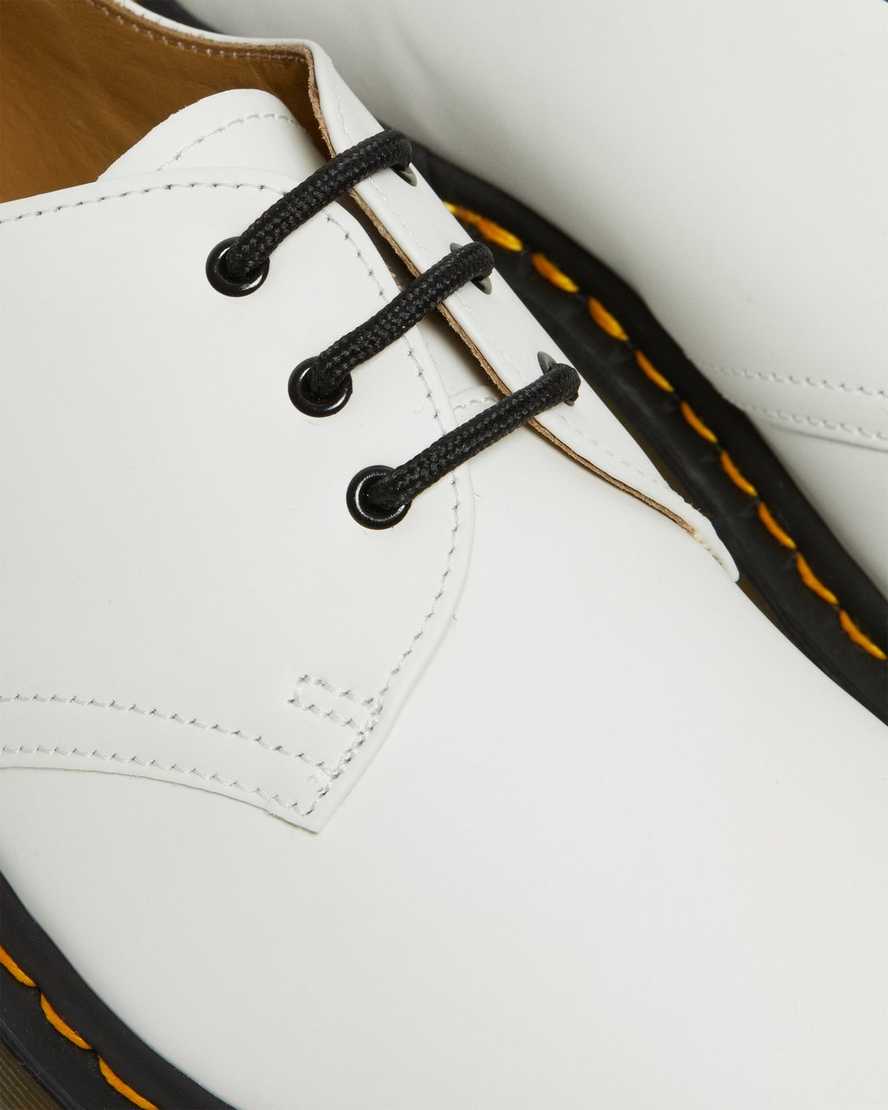 bílé dámské oxfordské boty dr. martens 1461 smooth