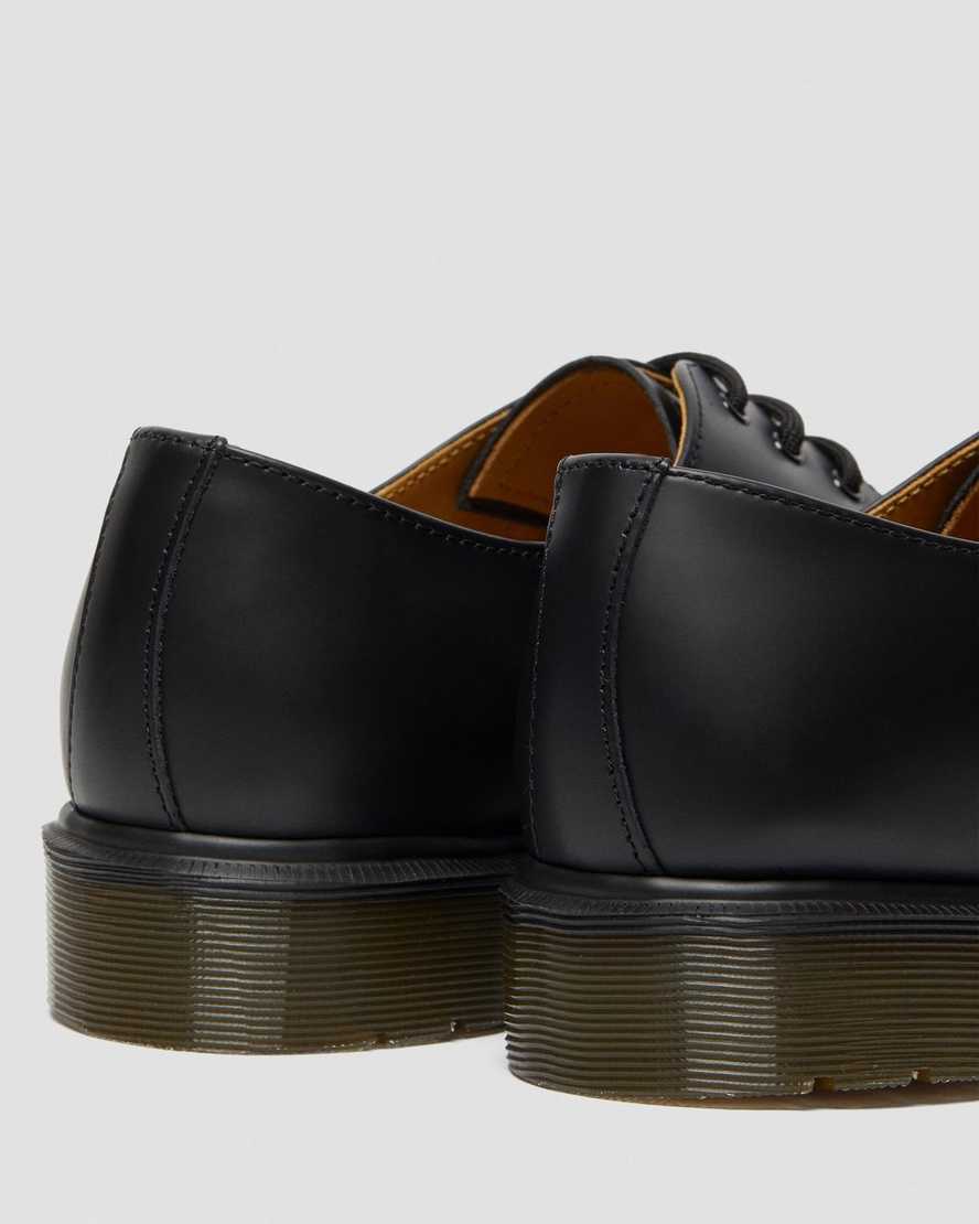 Černé dámské oxfordské boty dr. martens 1461 plain welt smooth