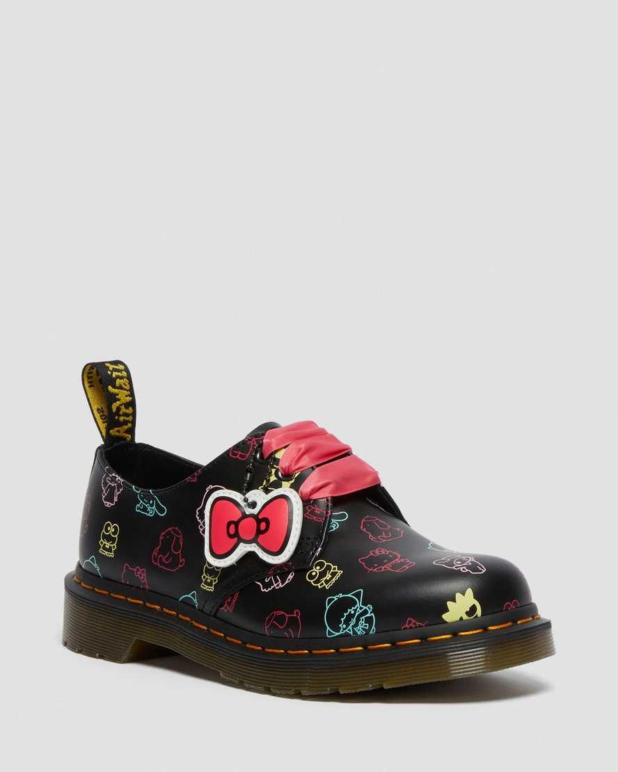 Černé dámské oxfordské boty dr. martens hello kitty friends 1461 smooth