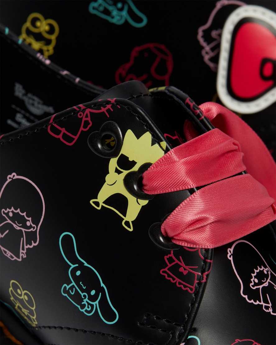 Černé dámské oxfordské boty dr. martens hello kitty friends 1461 smooth