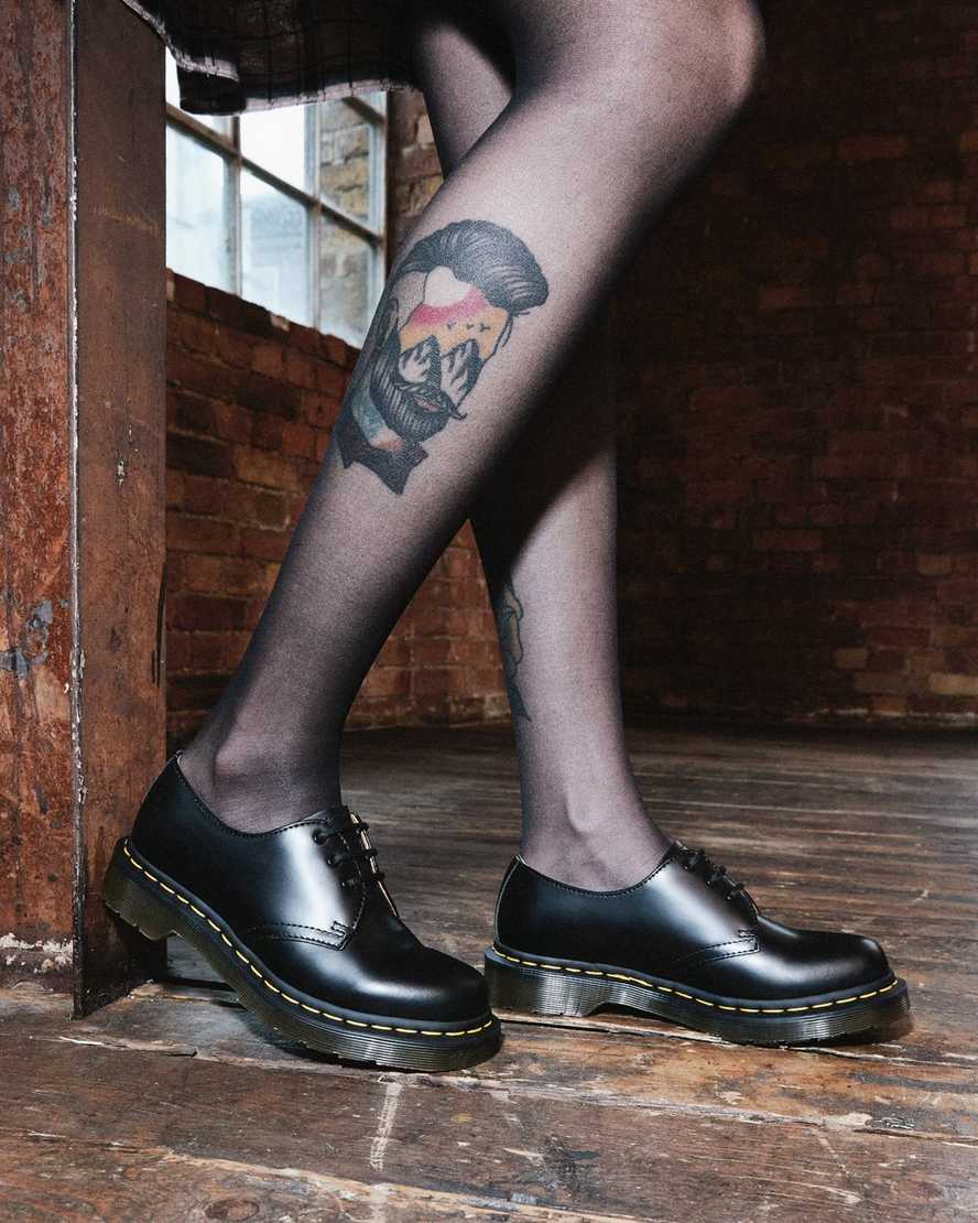 Černé dámské oxfordské boty dr. martens 1461 smooth