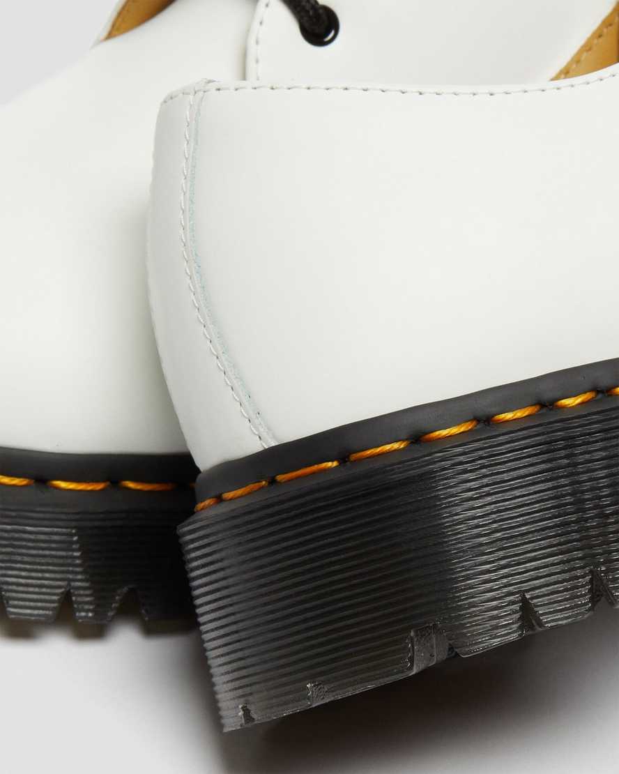 dámské oxfordské boty dr. martens 1461 bex smooth v bílém provedení