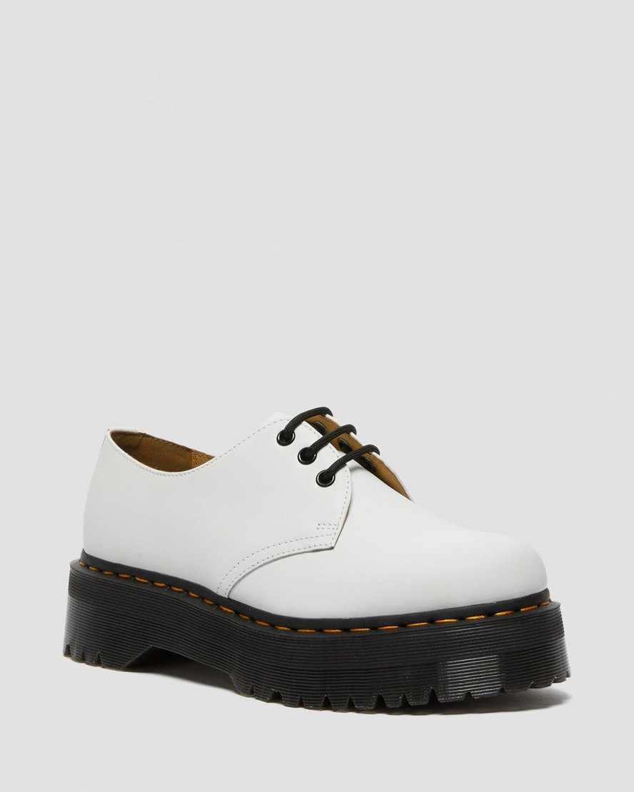 bílé dámské boty dr. martens 1461 smooth na platformě