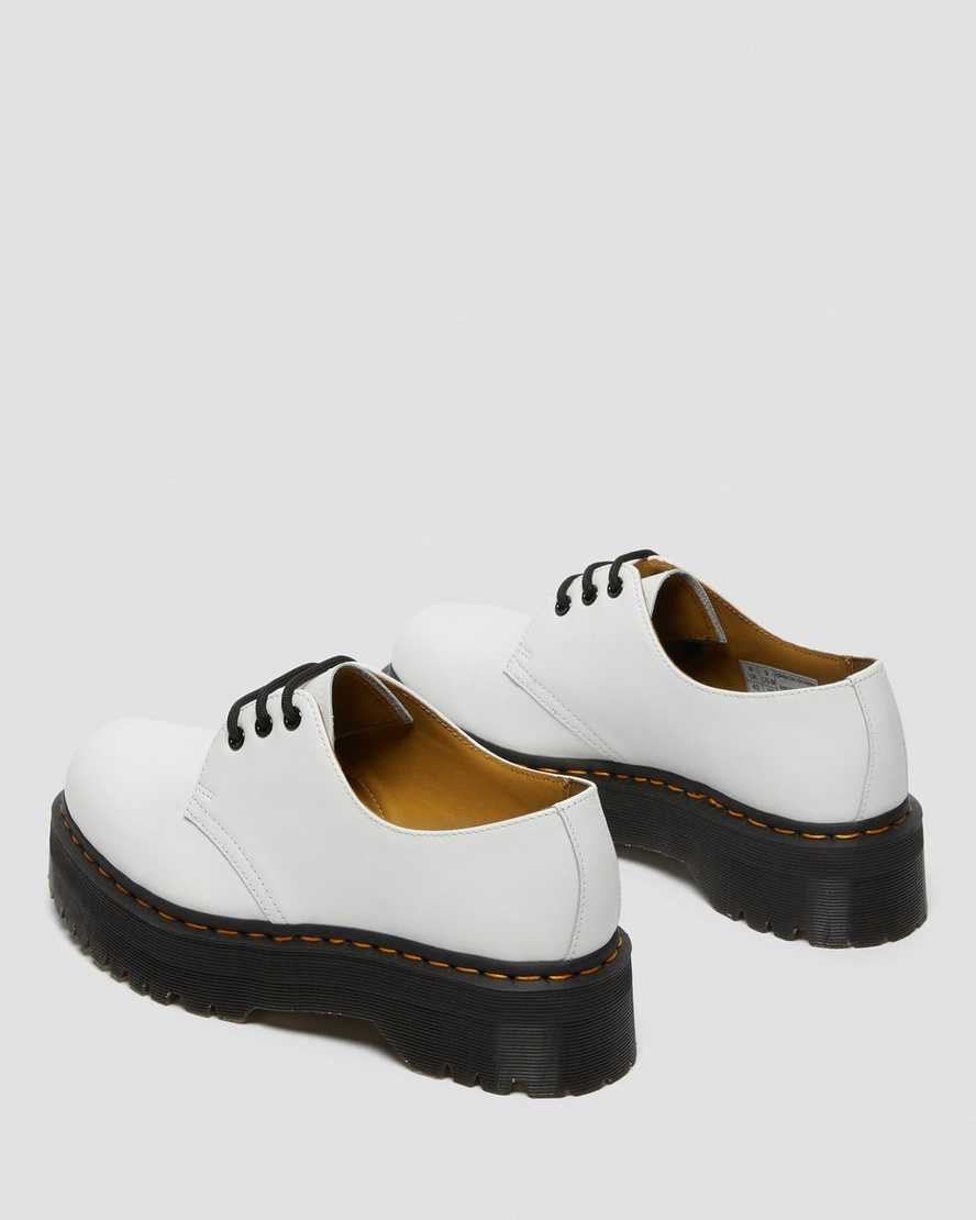 bílé dámské boty dr. martens 1461 smooth na platformě